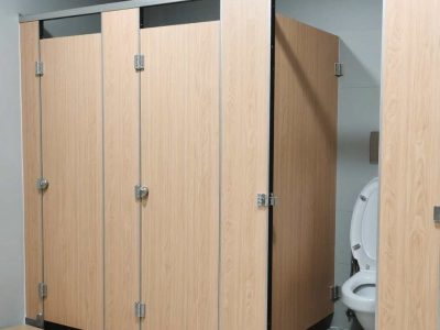 Jual Pasang Partisi Toilet WPC 3