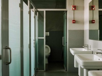 Toilet Cubicle Stasiun 2