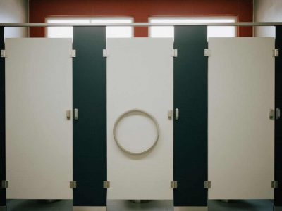 Toilet Cubicle Stasiun 3