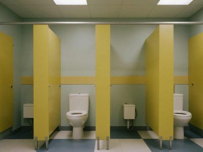 Toilet Cubicle Stasiun 5